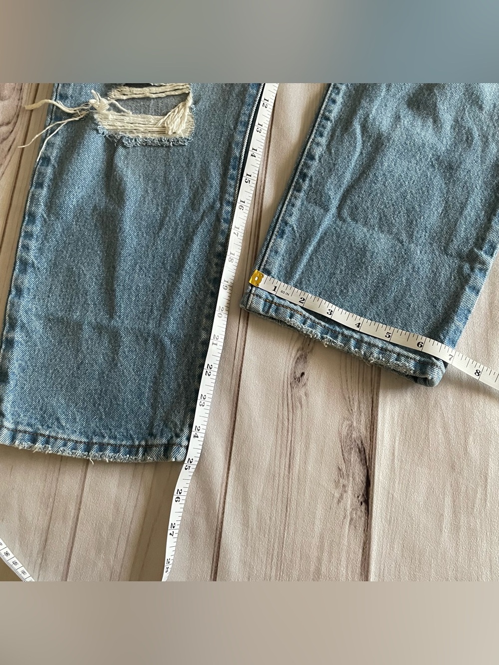 Levi’s 501 Original Cropped Jeans Women’s 29x26 Blue Button Fly Straight Leg - Picture 15 of 15